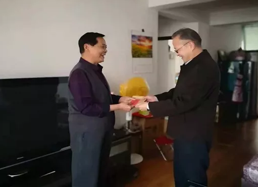 QQ截图20181028203830.png